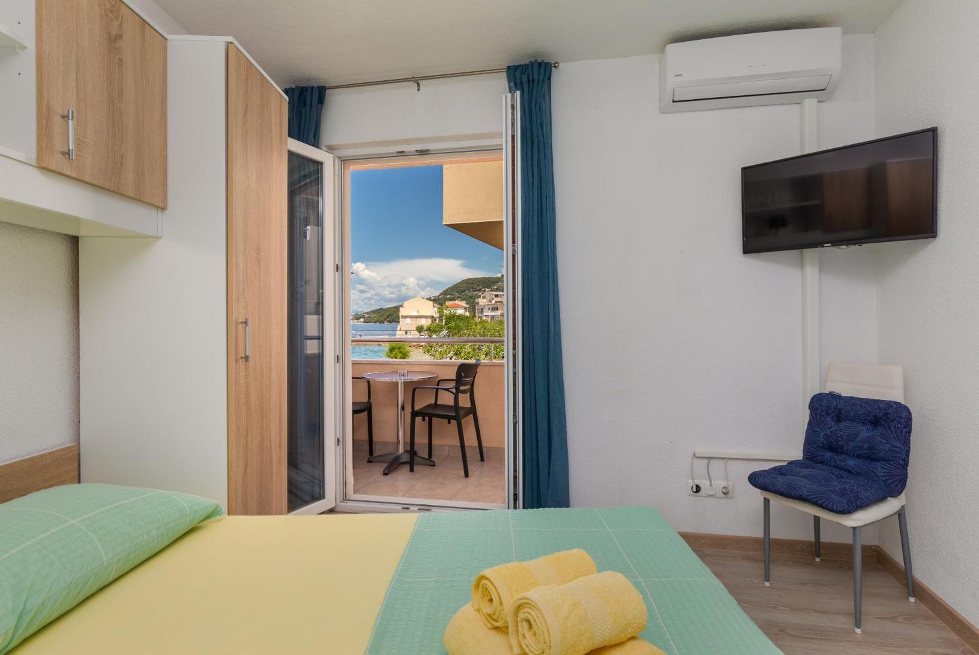 Apartments By The Sea Drasnice, Makarska - 6697 חדר תמונה