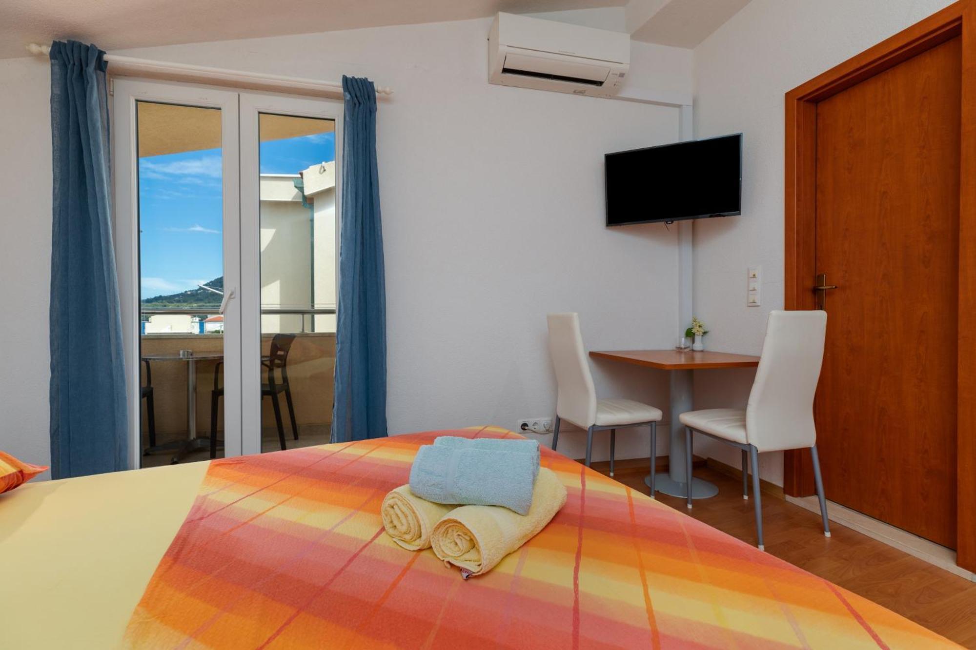 Apartments By The Sea Drasnice, Makarska - 6697 חדר תמונה