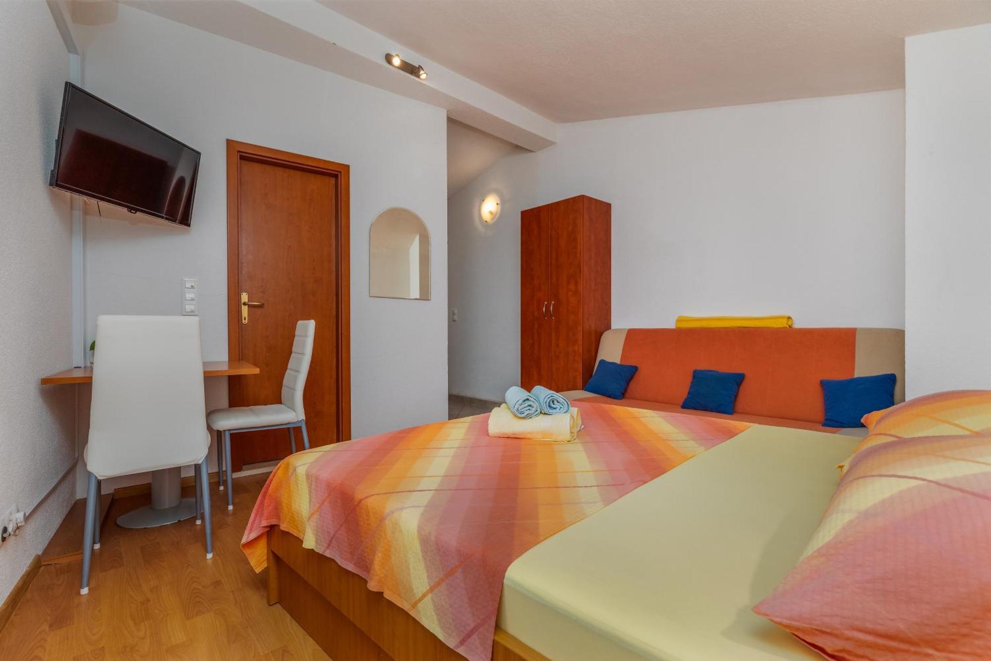 Apartments By The Sea Drasnice, Makarska - 6697 חדר תמונה