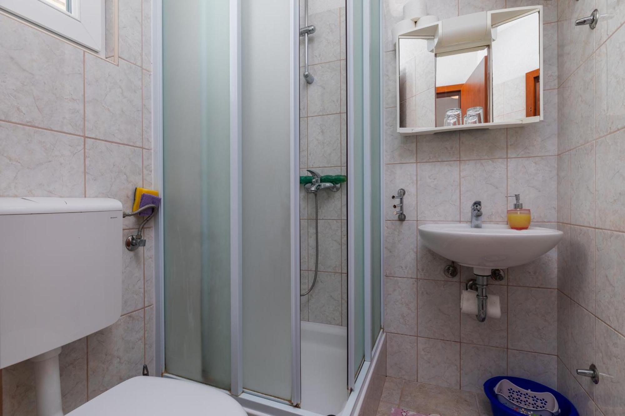 Apartments By The Sea Drasnice, Makarska - 6697 מראה חיצוני תמונה