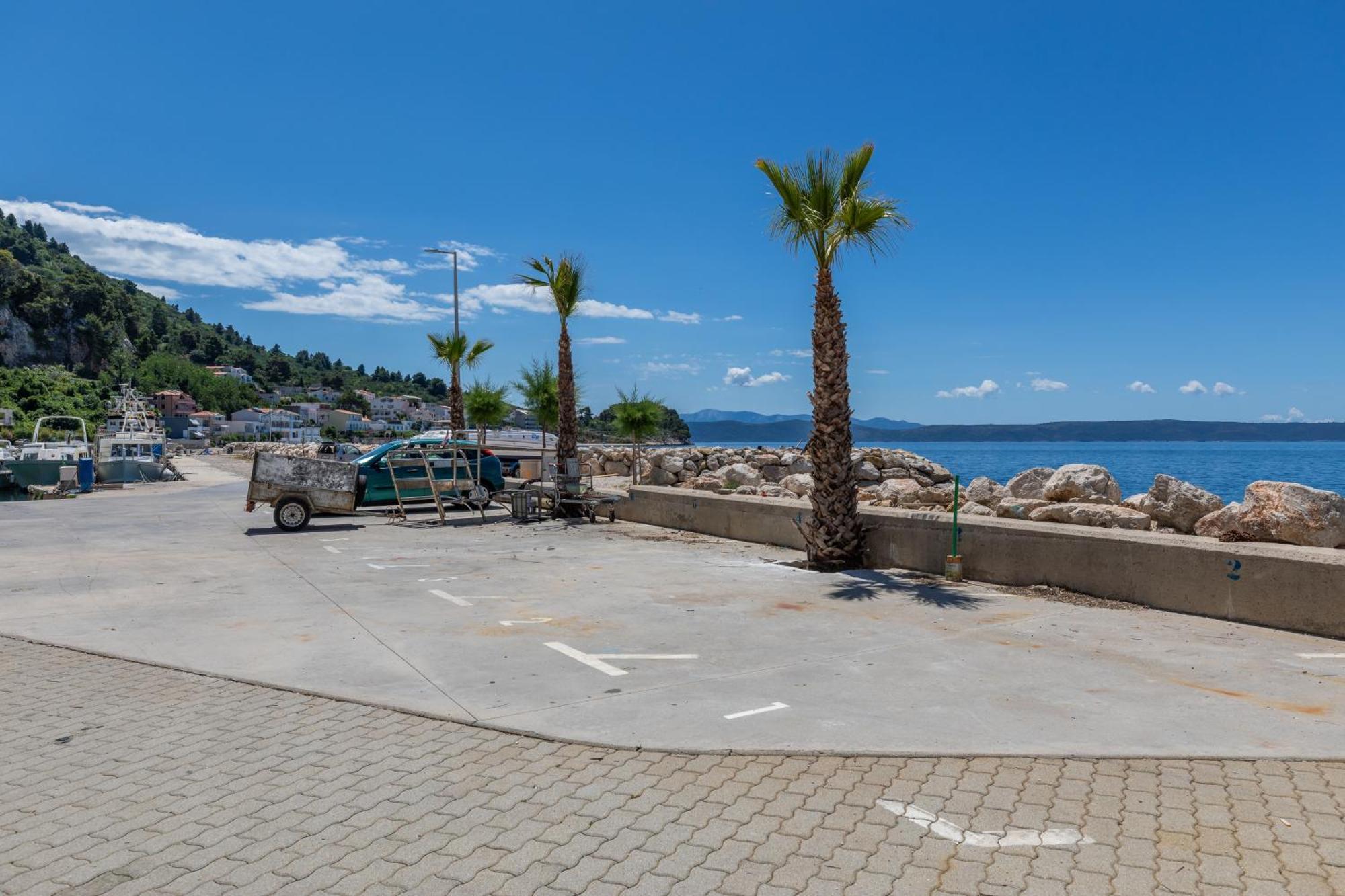 Apartments By The Sea Drasnice, Makarska - 6697 מראה חיצוני תמונה